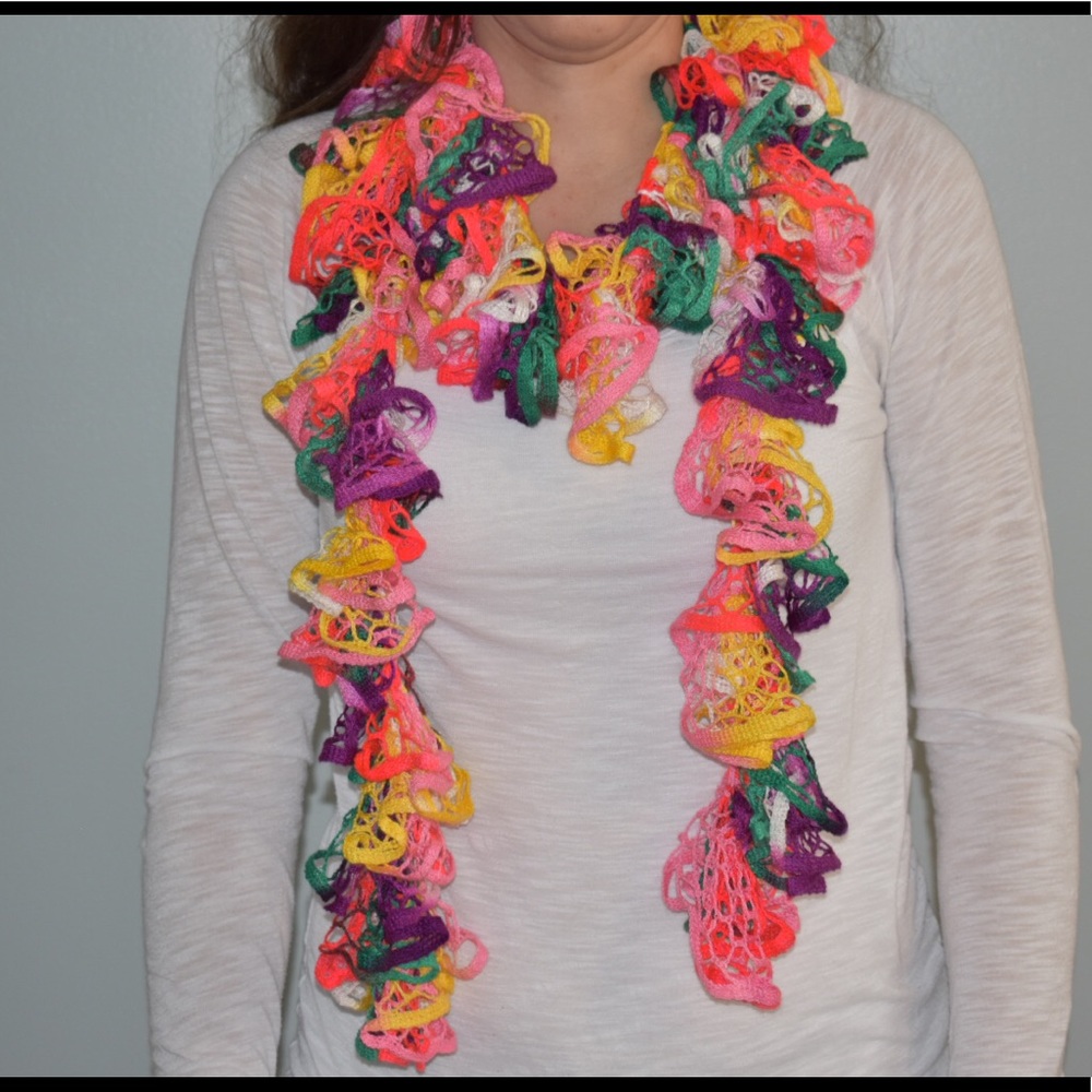 Handmade Ruffled Scarf - Picture 1 of 1